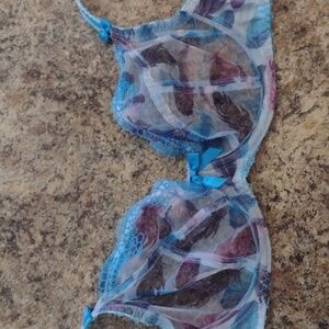 Freya blue lace bra size 32DD